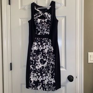 Connected Apparel Womens Black and White Sleeveless Floral Fitted Midi Dress
